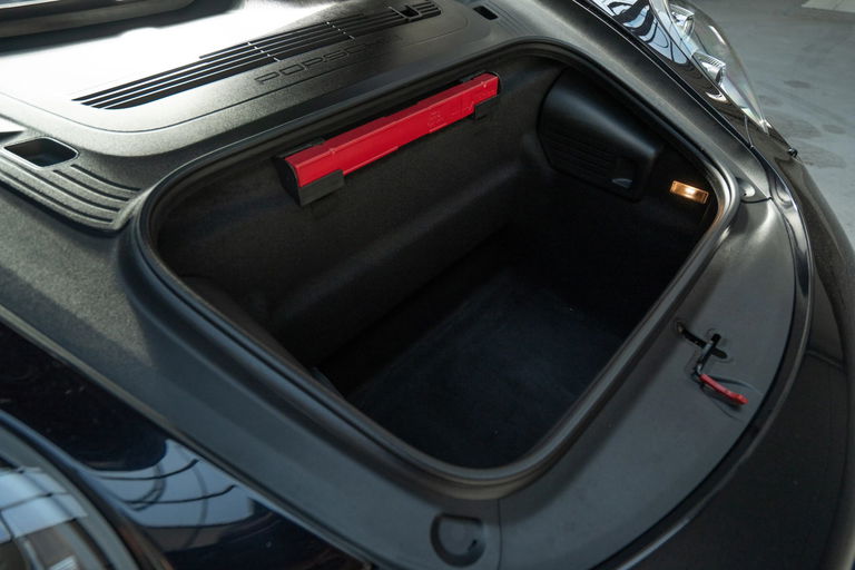 Porsche 991 Carrera GTS