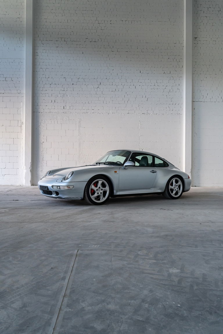 Porsche 993 Carrera 4S
