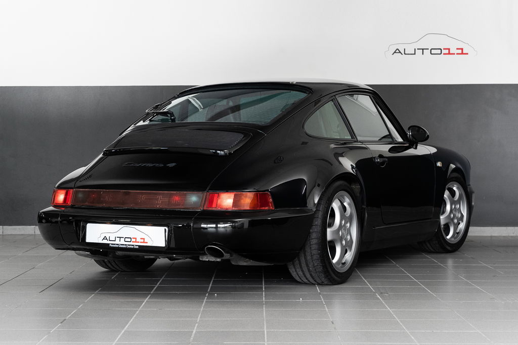 Porsche 964 Carrera 4