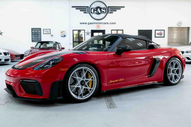 Porsche 718 Spyder RS