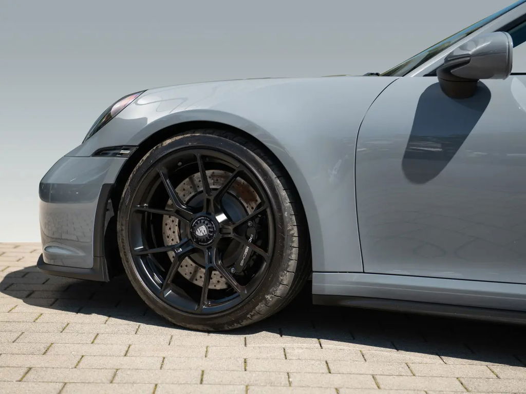 Porsche 992 GT3 Touring