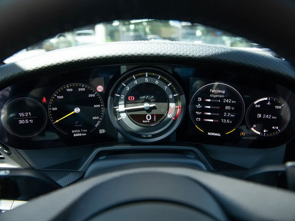 Porsche 992 GT3 Touring