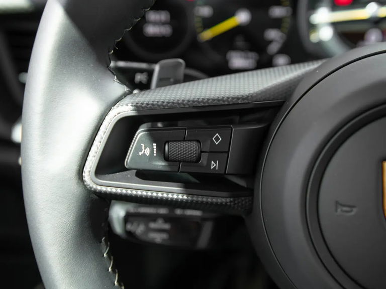 Porsche 992 GT3 Touring