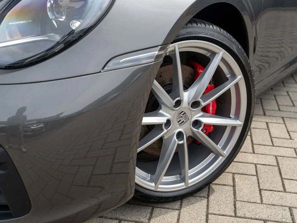 Porsche 992 Carrera S