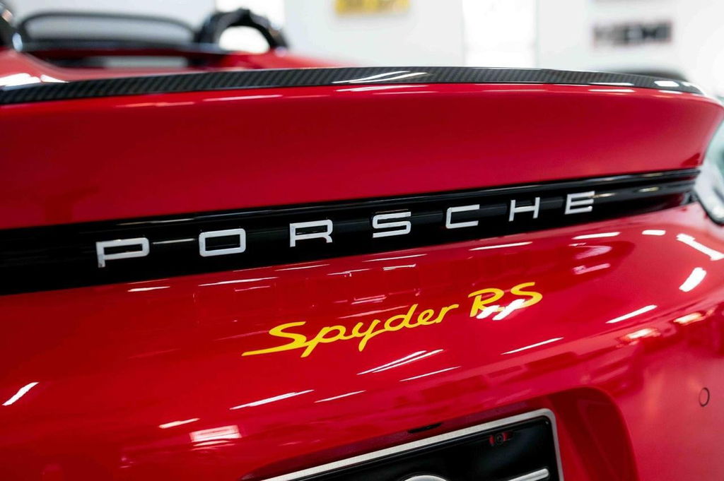 Porsche 718 Spyder RS