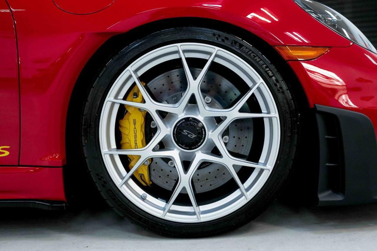 Porsche 718 Spyder RS