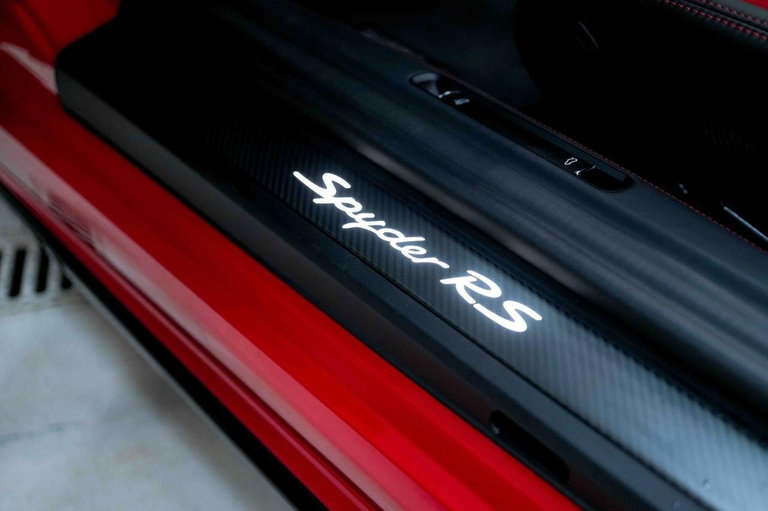 Porsche 718 Spyder RS