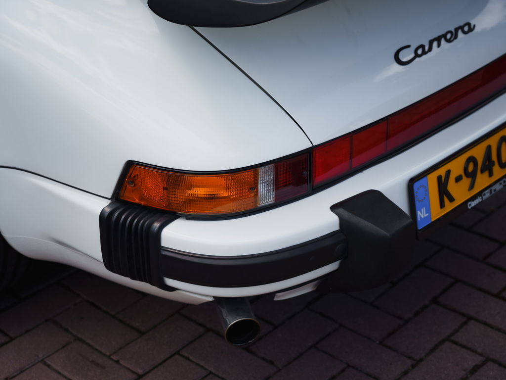 Porsche 911 Carrera 3.2 (US)
