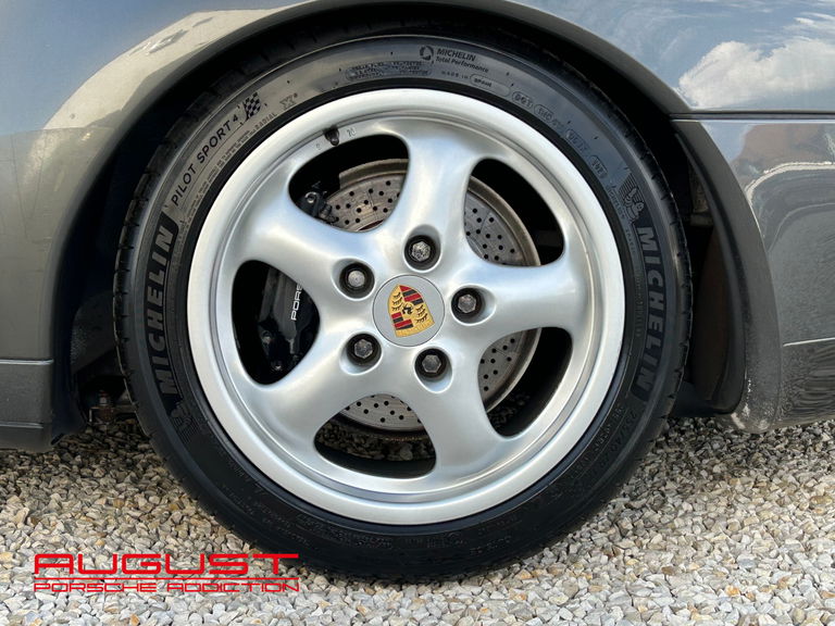 Porsche 993 Carrera