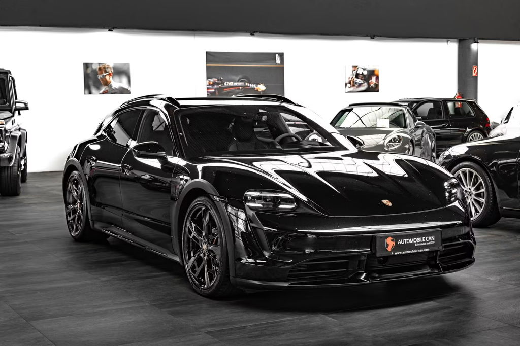 Porsche Taycan Turbo Cross Turismo