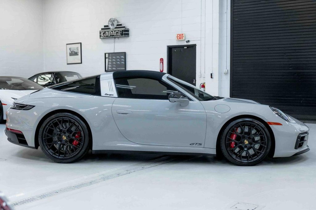 Porsche 992 Targa 4 GTS