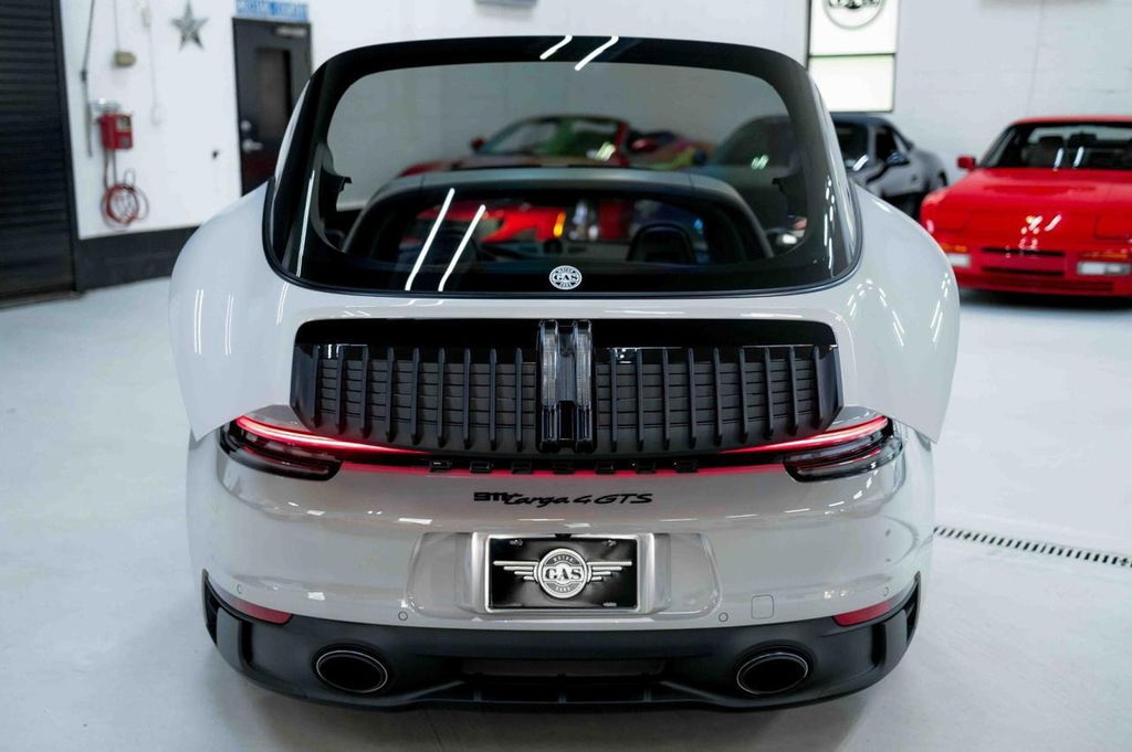 Porsche 992 Targa 4 GTS