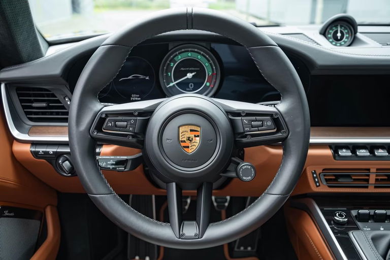 Porsche 992 Sport Classic