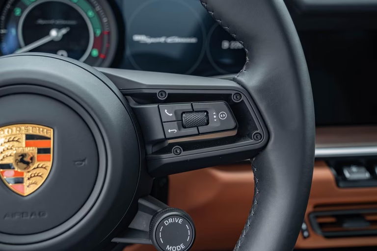 Porsche 992 Sport Classic