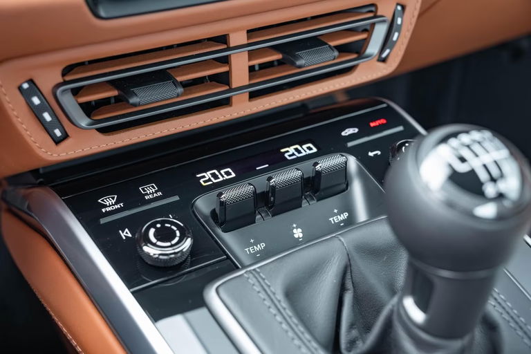 Porsche 992 Sport Classic