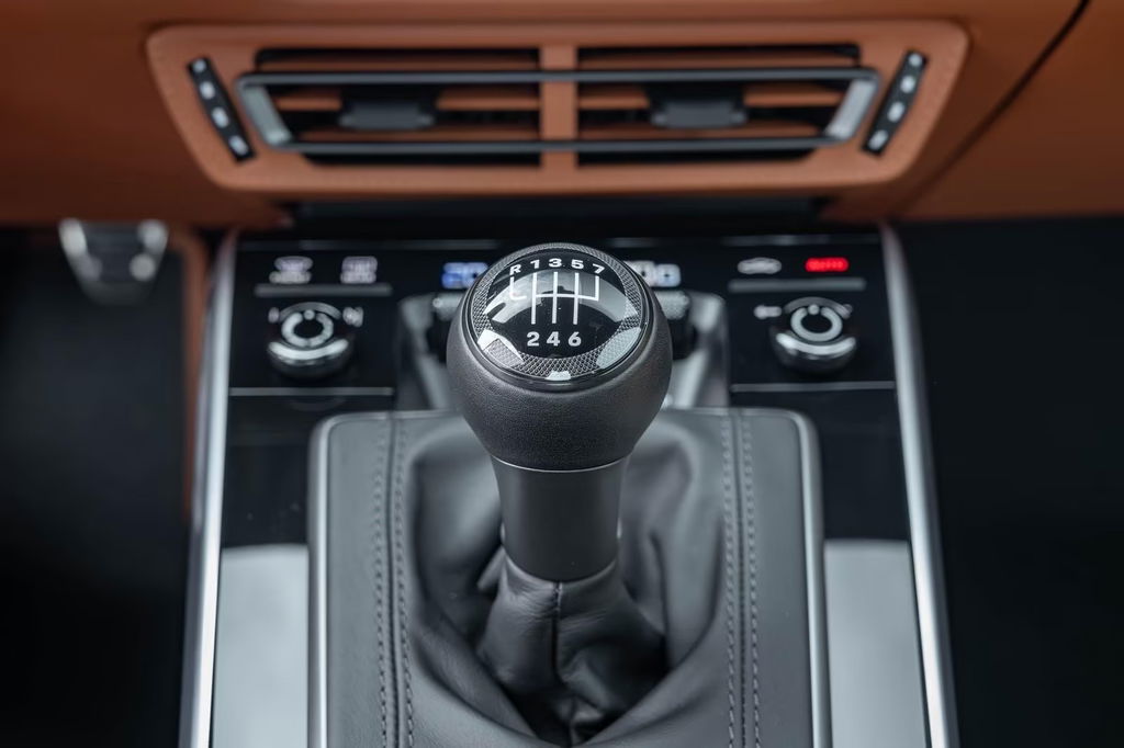 Porsche 992 Sport Classic