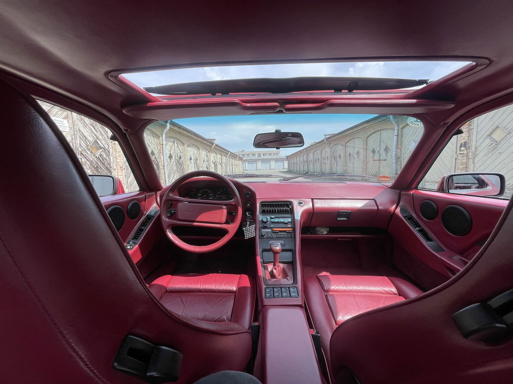 Porsche 928 S4