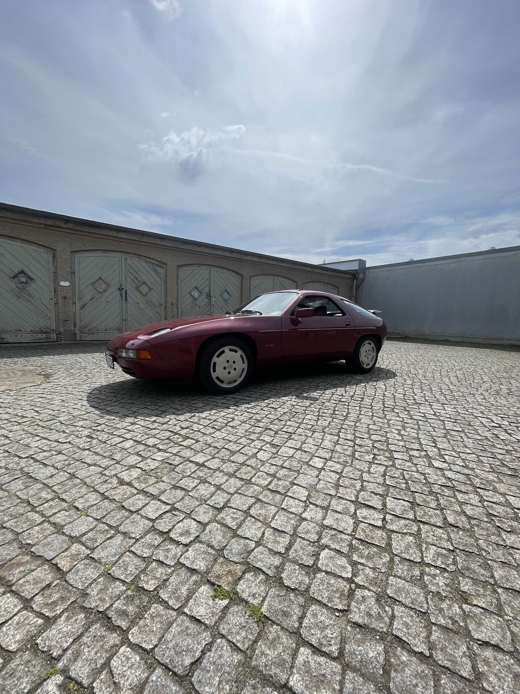 Porsche 928 S4