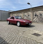 Porsche 928 S4