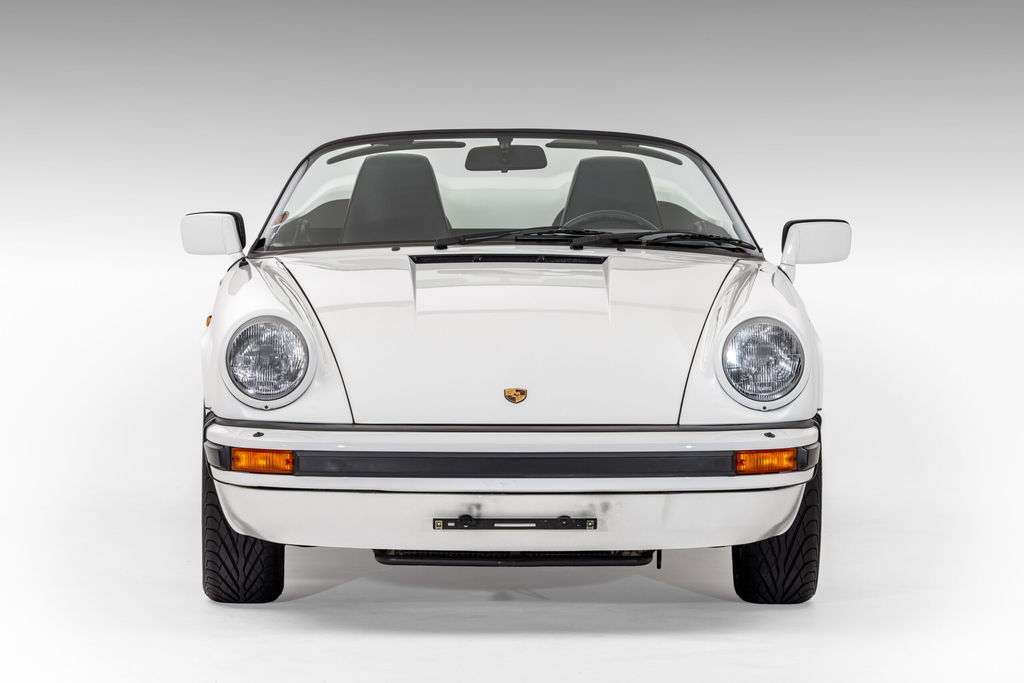 Porsche 911 Carrera 3.2 Speedster