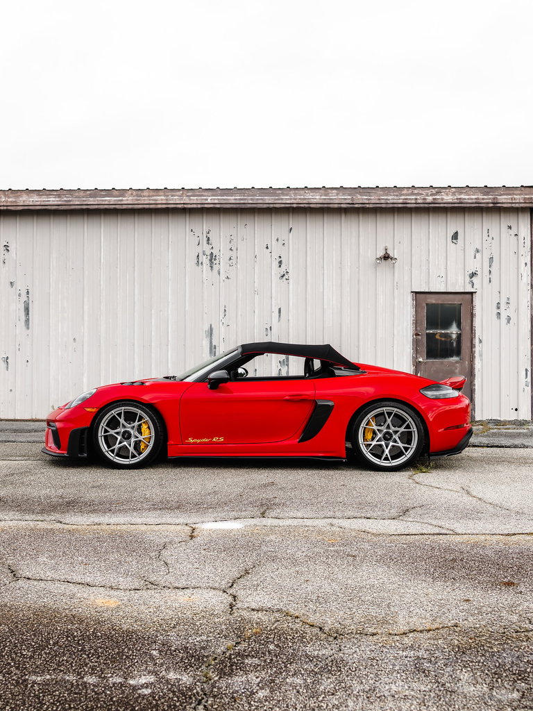 Porsche 718 Spyder RS