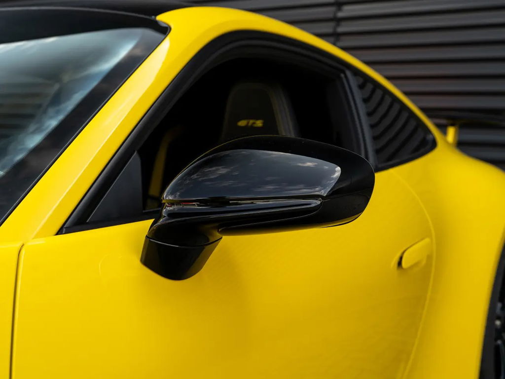 Porsche 992 Carrera GTS