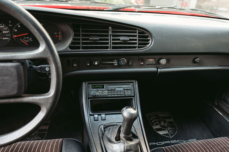 Porsche 944 Coupé