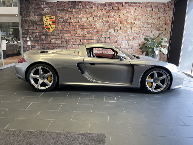 Porsche Carrera GT