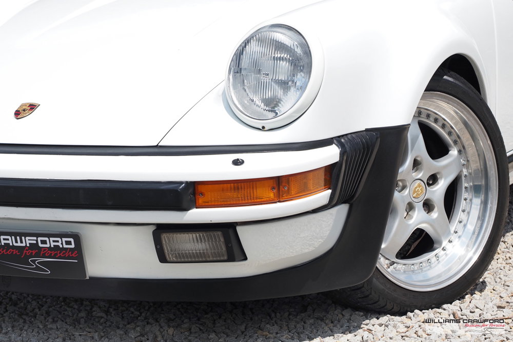 Porsche 911 Turbo 3.3 (US)