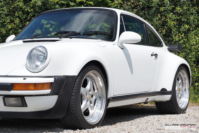 Porsche 911 Turbo 3.3 (US)