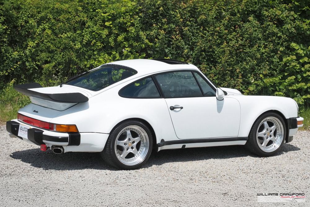 Porsche 911 Turbo 3.3 (US)