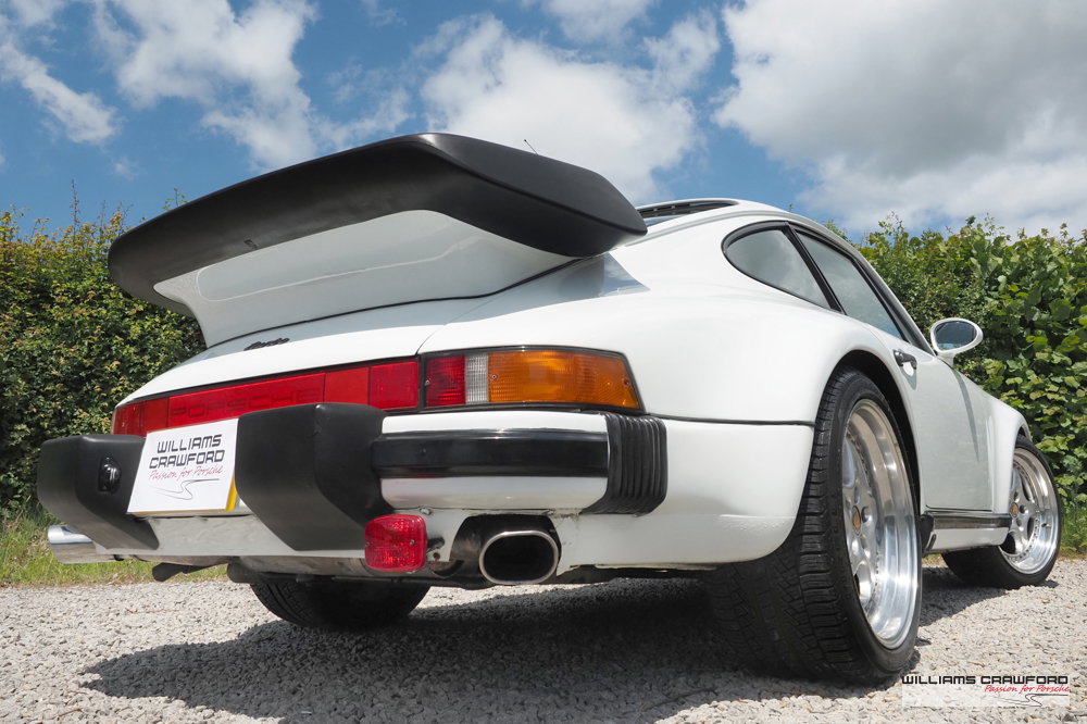 Porsche 911 Turbo 3.3 (US)