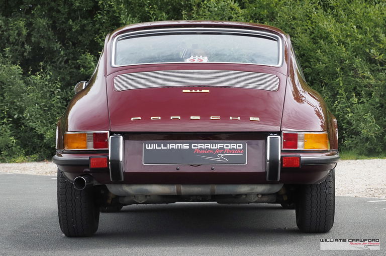 Porsche 911 E