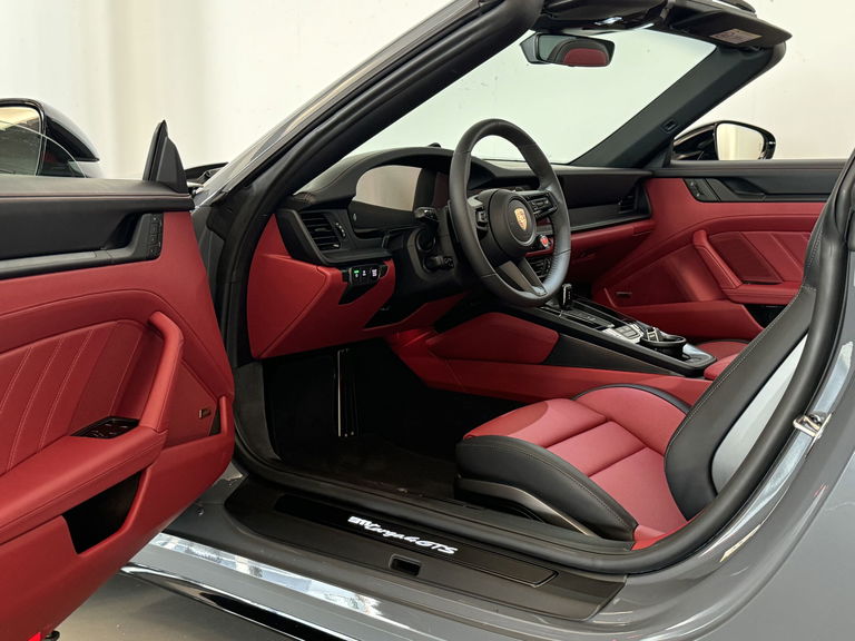 Porsche 992.2 Targa 4 GTS