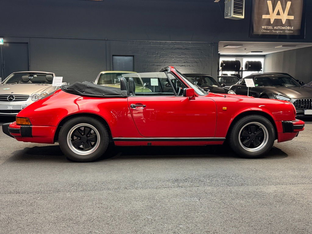 Porsche 911 Carrera 3.2