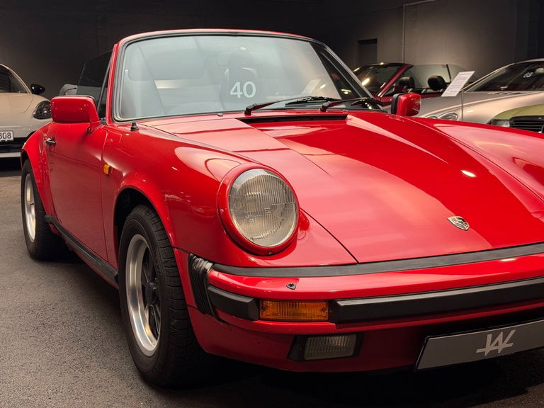 Porsche 911 Carrera 3.2