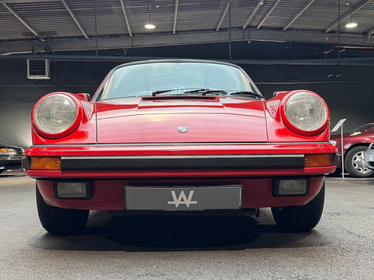 Porsche 911 Carrera 3.2