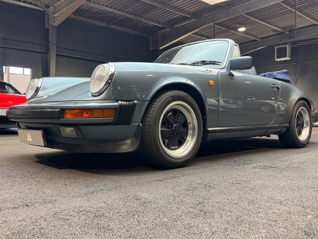 Porsche 911 Carrera 3.2