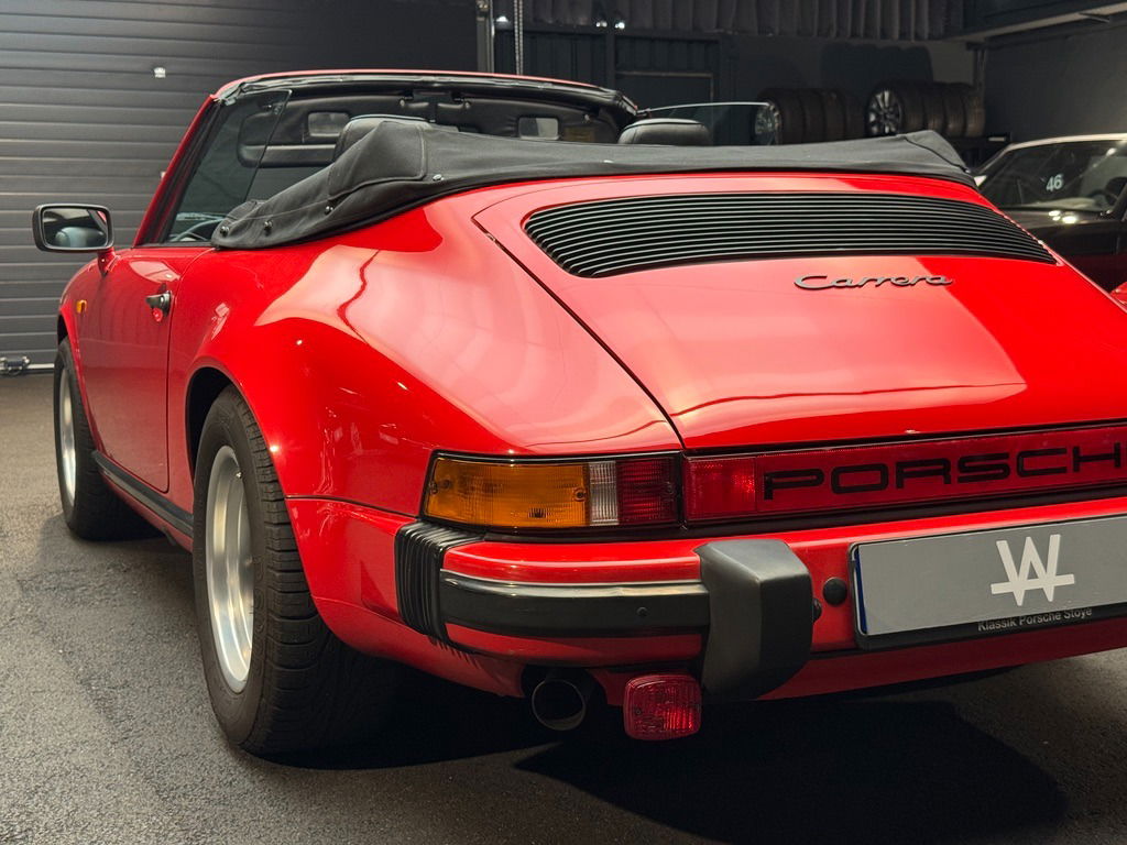 Porsche 911 Carrera 3.2