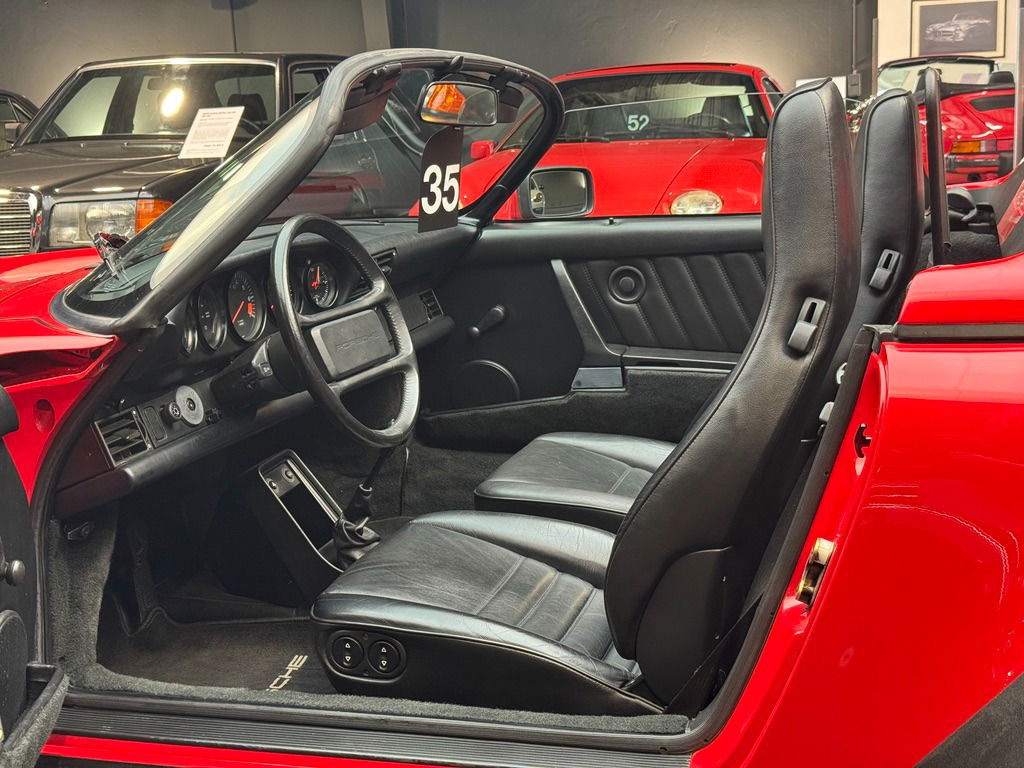 Porsche 911 Carrera 3.2 Speedster