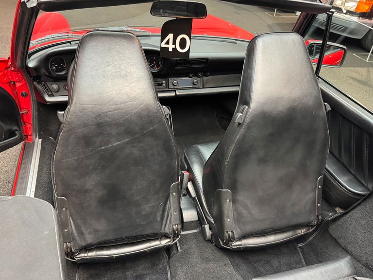 Porsche 911 Carrera 3.2