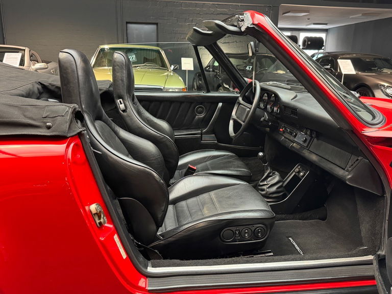 Porsche 911 Carrera 3.2