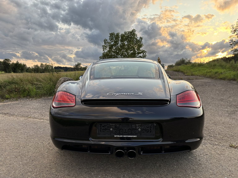 Porsche 987 Cayman S