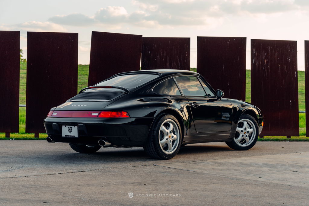 Porsche 993 Carrera 4