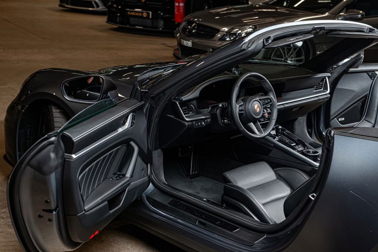 Porsche 992.2 Carrera GTS