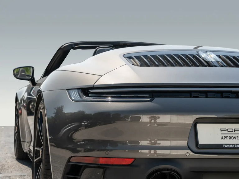 Porsche 992 Carrera GTS