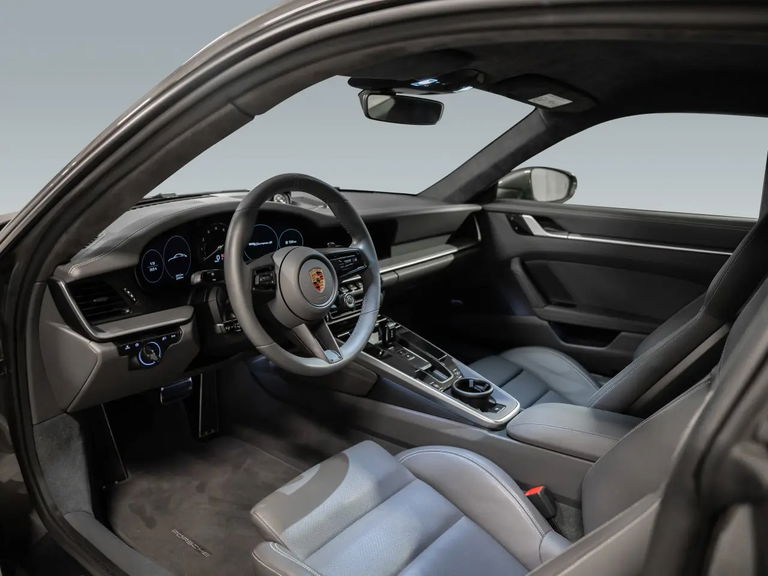 Porsche 992 Carrera S