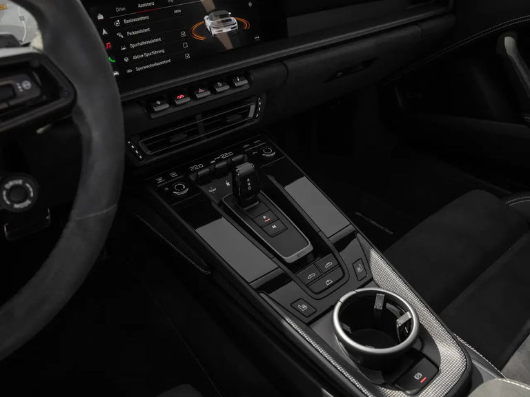 Porsche 992 Carrera GTS