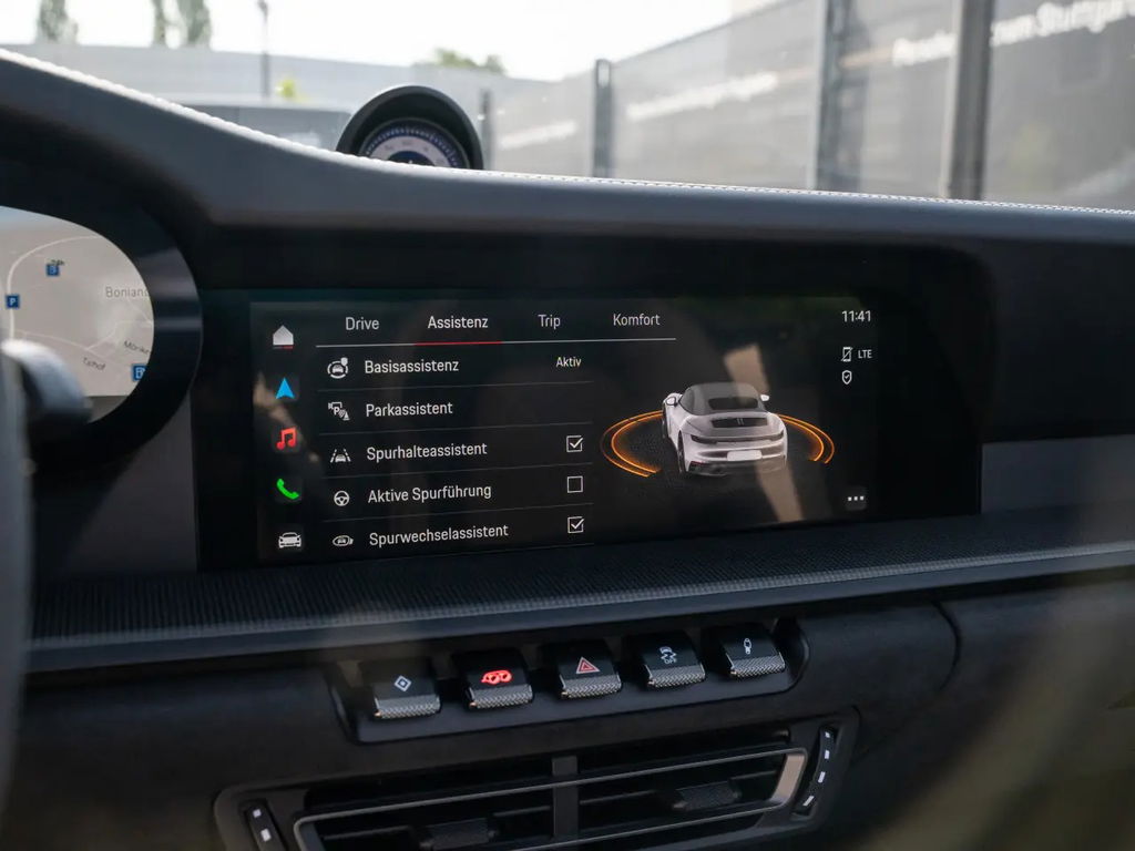 Porsche 992 Carrera GTS