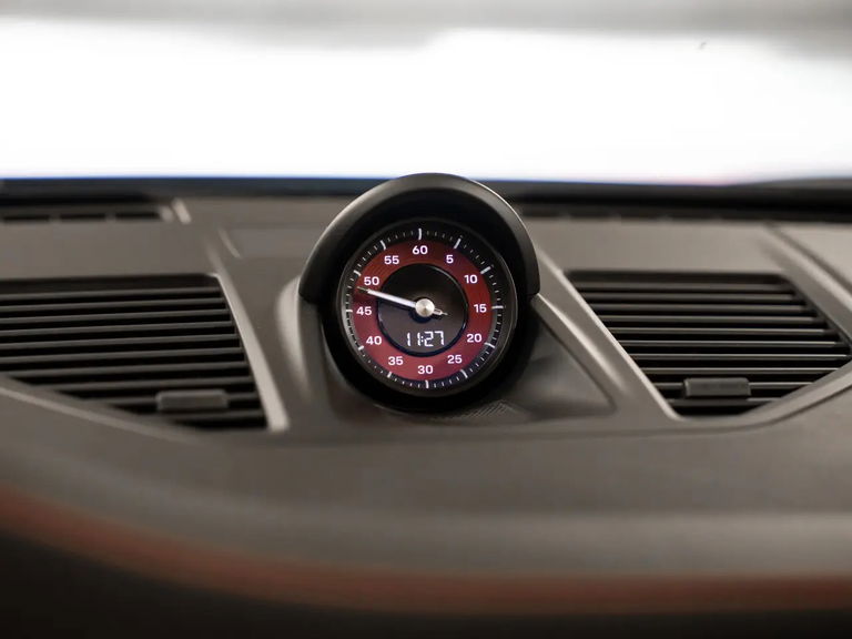 Porsche 992 Carrera GTS